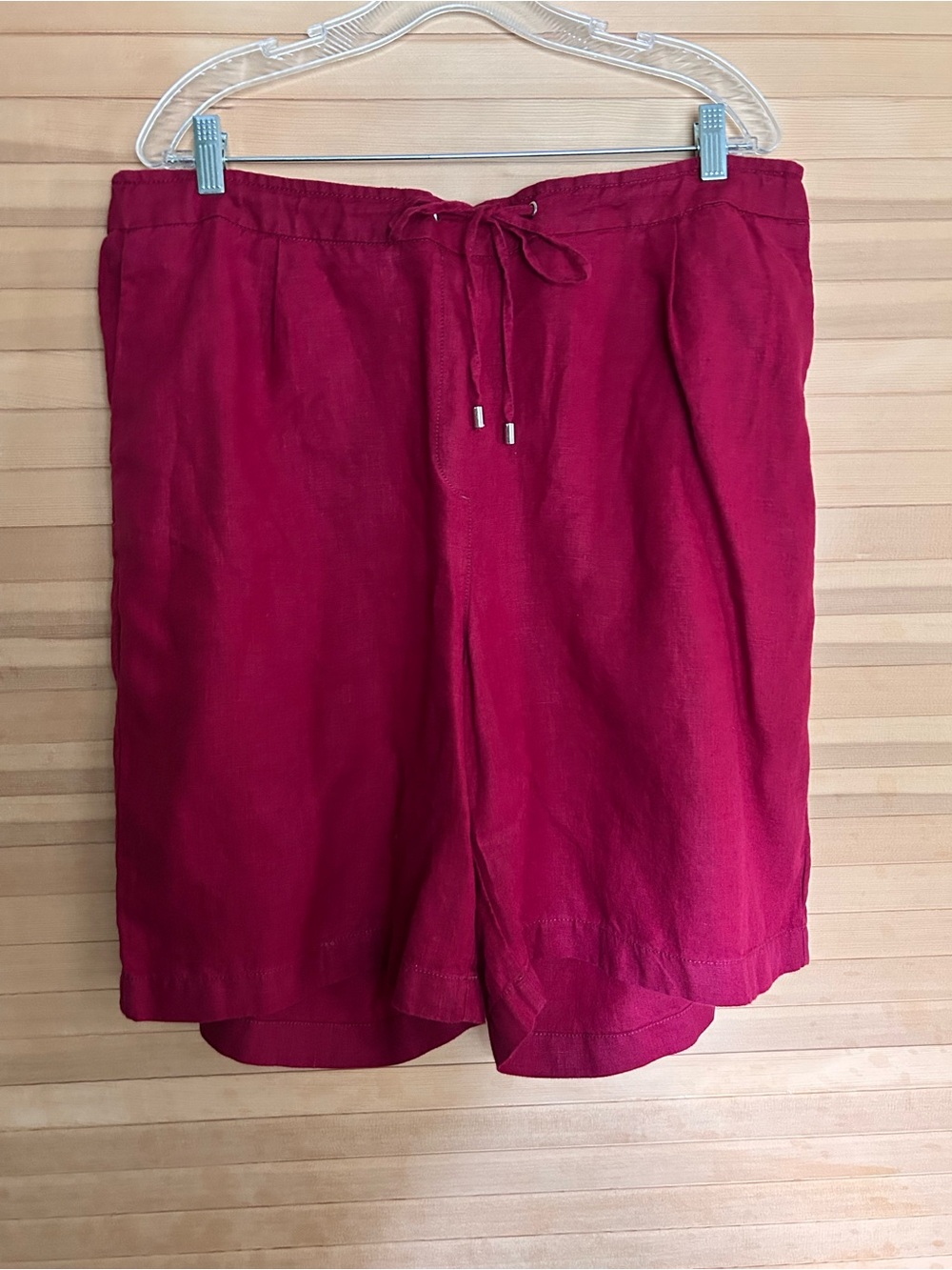 Chico’s ~ Deep Garnet Linen Front -Tie Shorts size 18/ 3.5